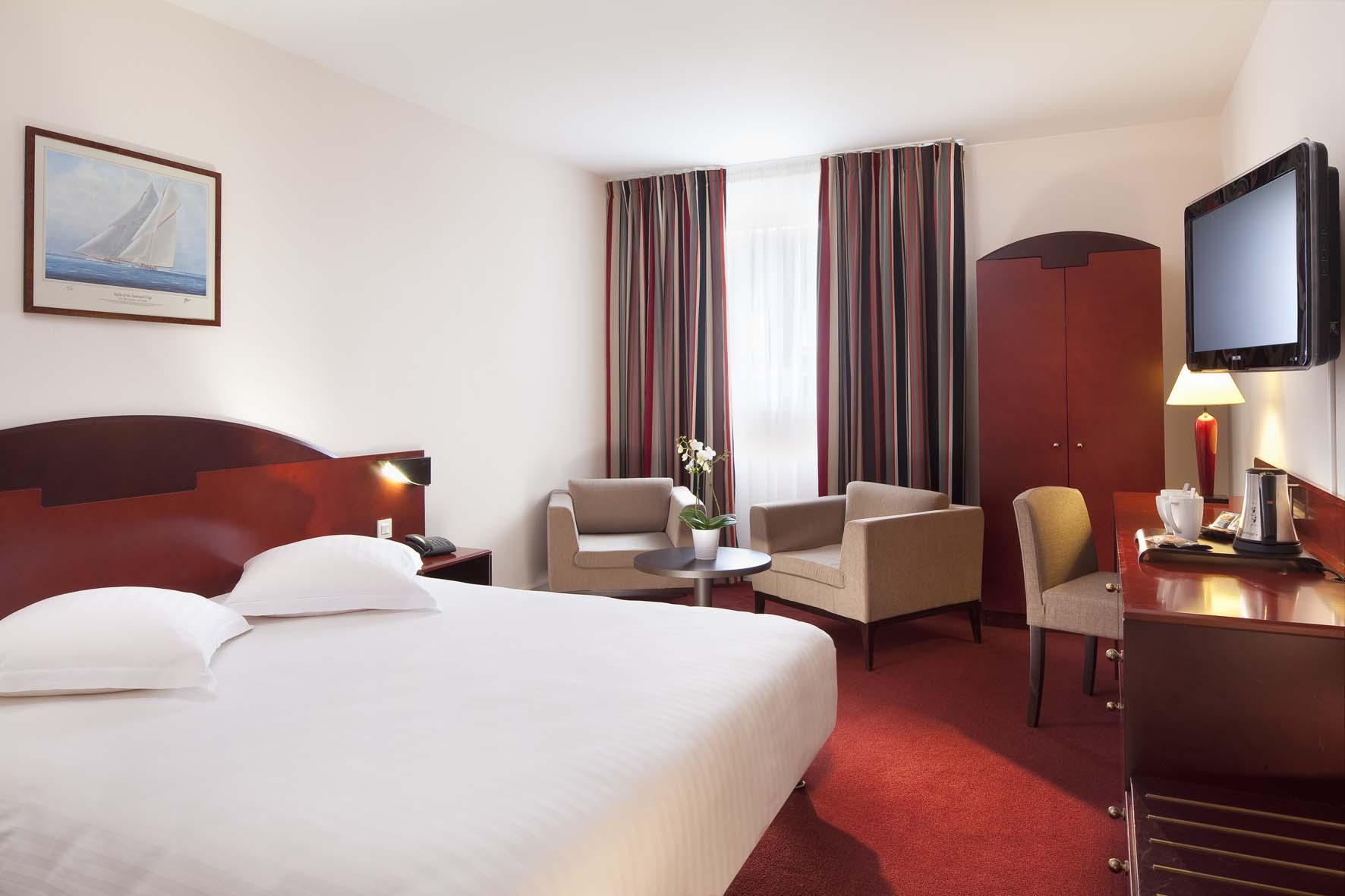 L'amiraute Hotel 4*