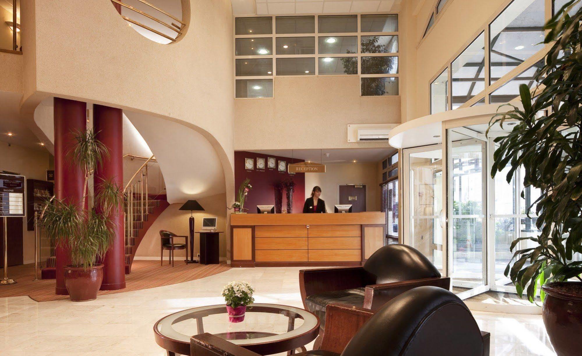 Hotel L'amiraute 4*